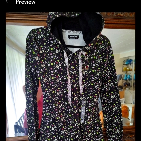 NWT. Tunic length hooded jacket. New with Tags. Size Large. - Picture 11 of 12